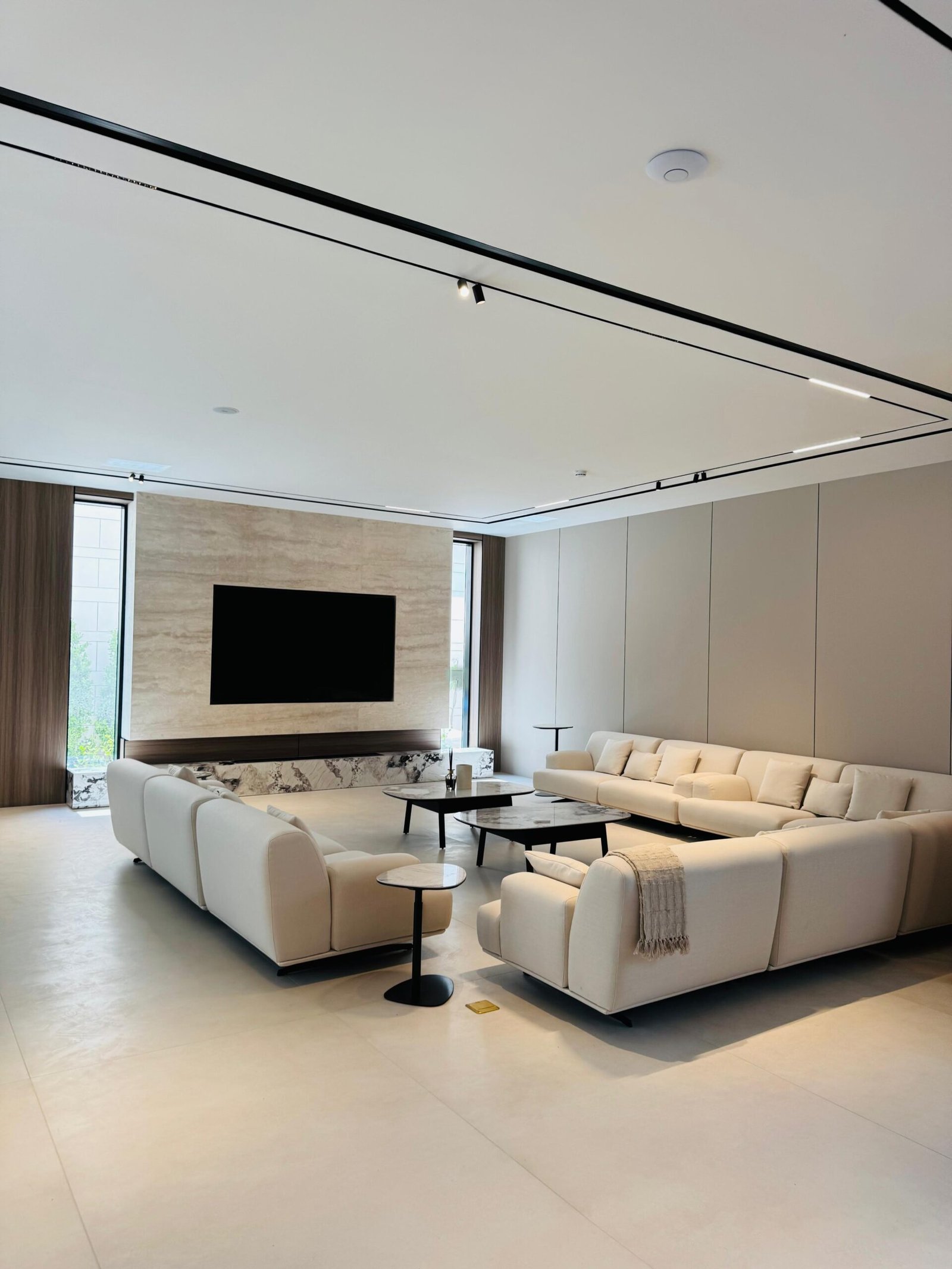 Office & Meeting Room
